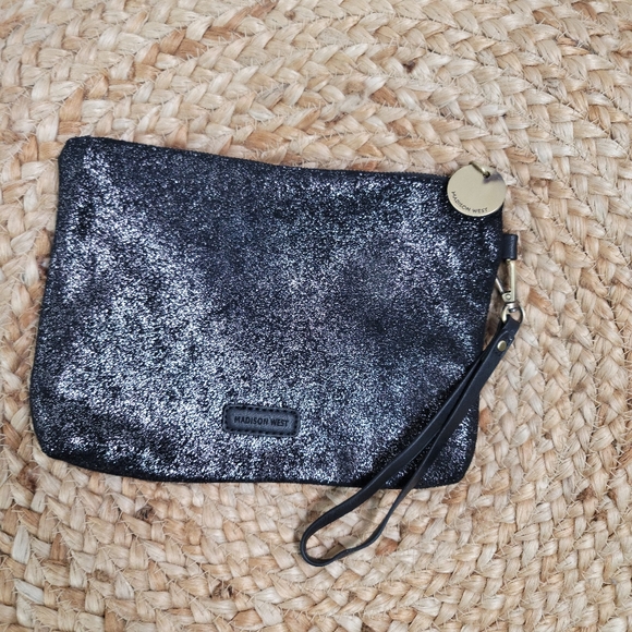 MADISON WEST VEGAN LEATHER METALLIC WRISTLET - Picture 8 of 11